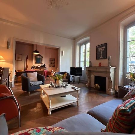 Coeur De Ville, Garage Prive Et Gratuit Avec Terrasse ! Cahors Exterior foto