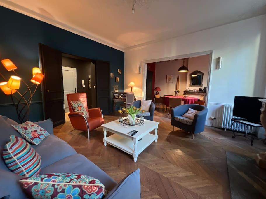 Coeur De Ville, Garage Prive Et Gratuit Avec Terrasse ! Cahors Exterior foto