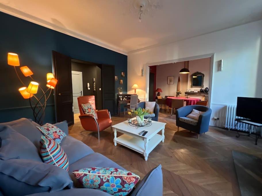 Coeur De Ville, Garage Prive Et Gratuit Avec Terrasse ! Cahors Exterior foto
